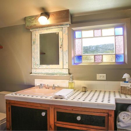 Montesino Ranch Lodging Villa Wimberley Buitenkant foto